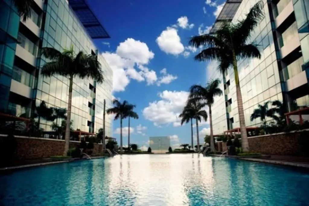 The Rixx Breathtaking View@Vincom D1/Pool/Netflix Apartment Ho Chi Minh City