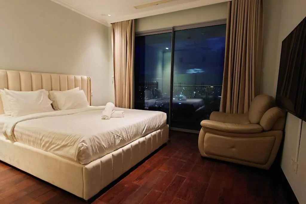 The Rixx Breathtaking View@Vincom D1/Pool/Netflix Apartment Ho Chi Minh City